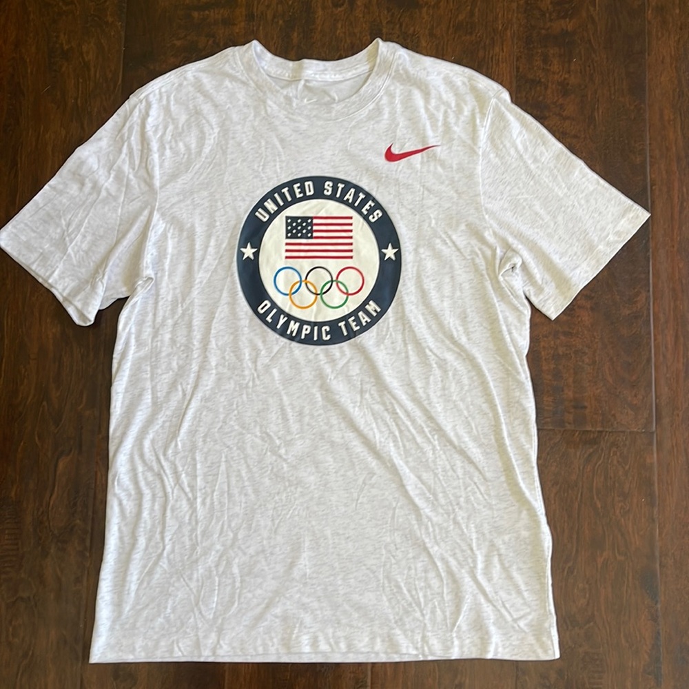 The Nike Tee Dri-Fit 🇺🇸